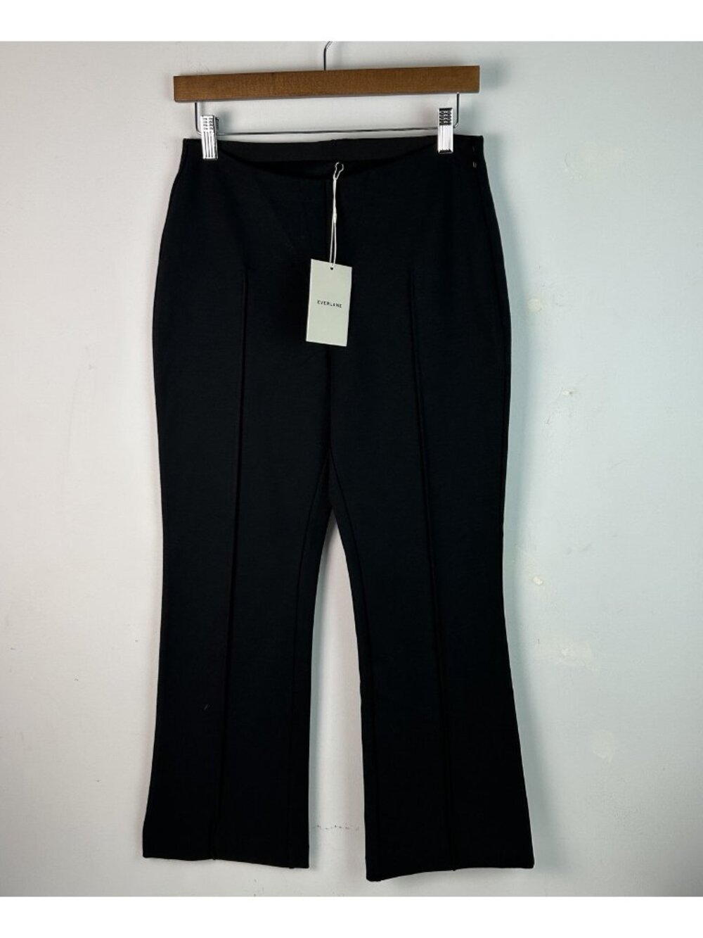 EVERLANE The Dream Kick Flare Pants Medium  Black Stretch Mid-Rise Preppy